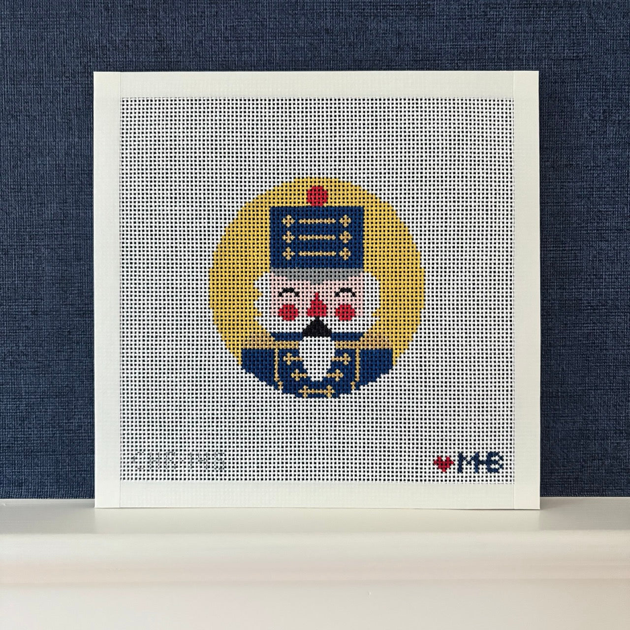 Nutcracker Horatio Round