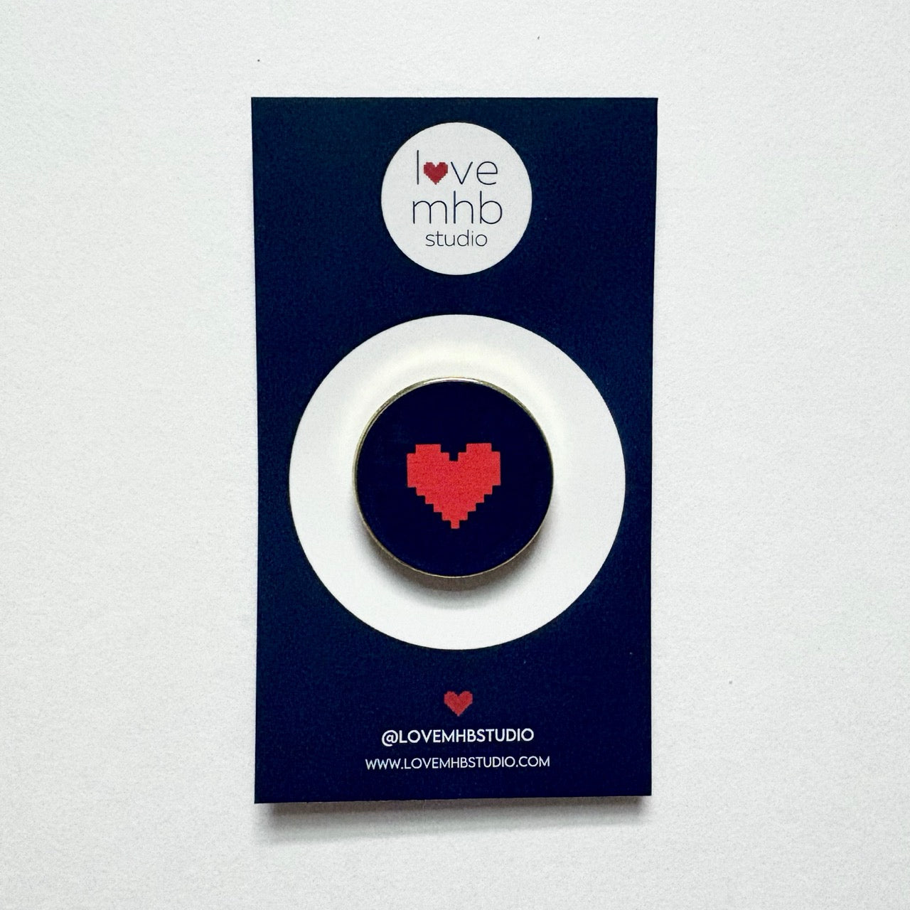 (WS) love mhb studio Heart Needle Minder