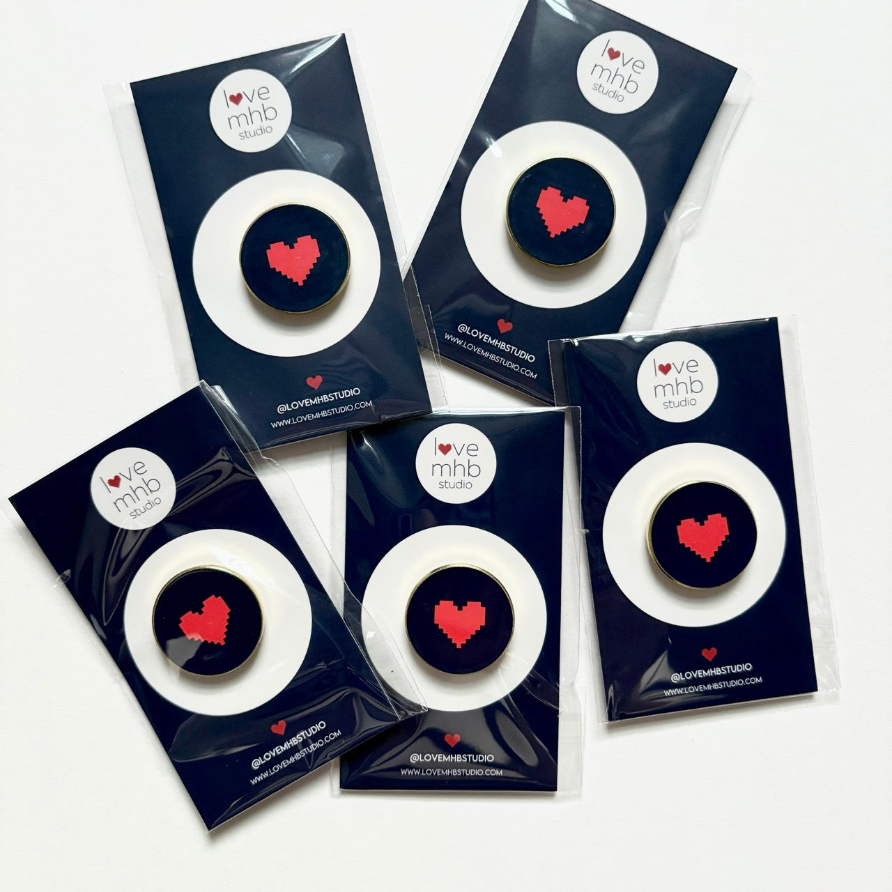 (WS) love mhb studio Heart Needle Minder