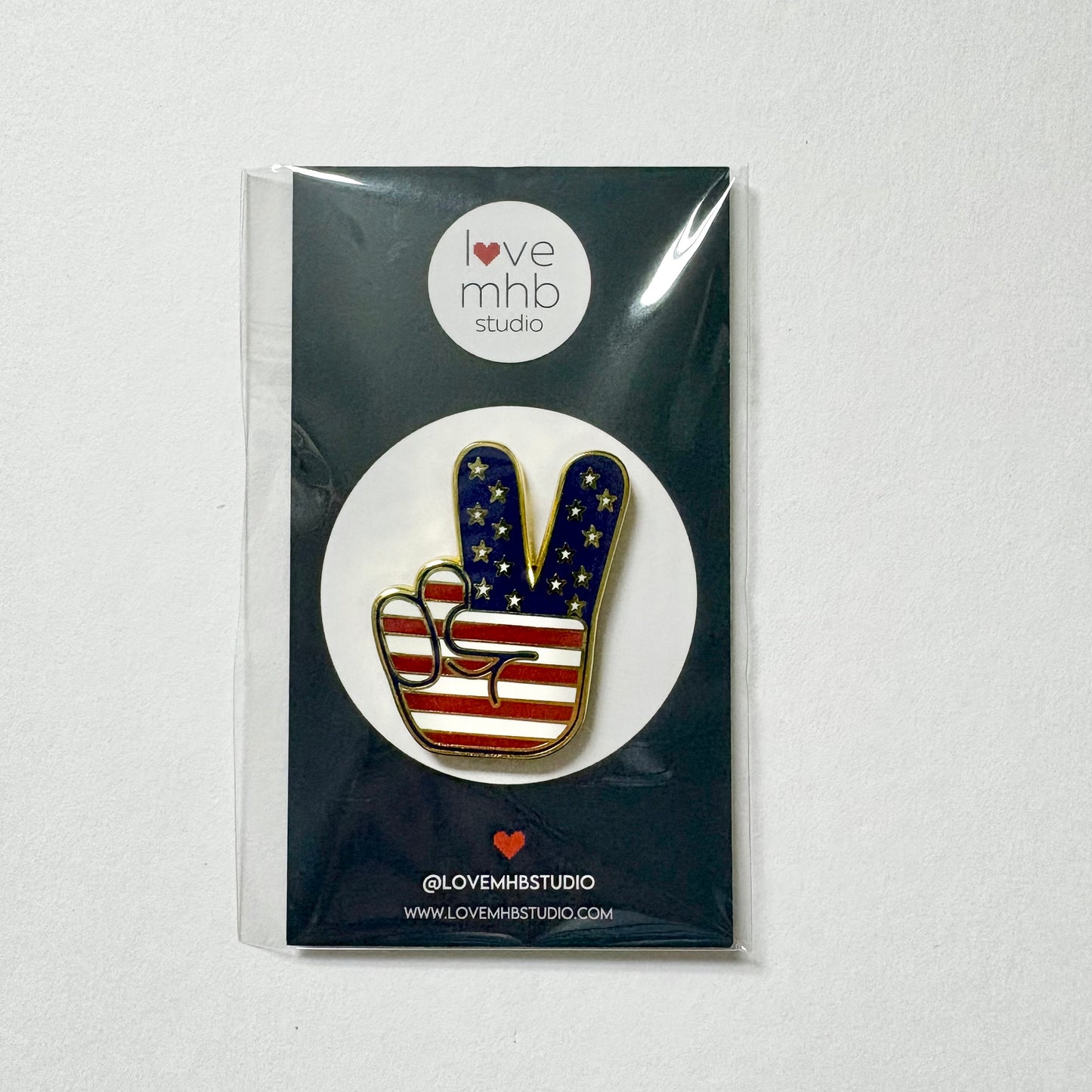 Peace Sign Flag Needle Minder